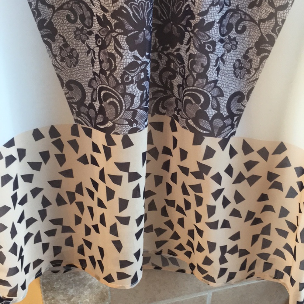 Patterned blouse - Picture 3 of 4